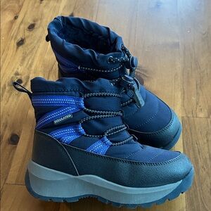 Lands' End Kids' Navy and Black Insulated Boots